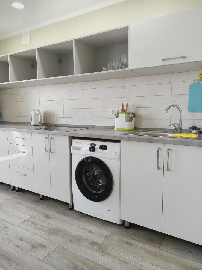 Apartnew In City Centr Ustʼ-Kamenogorsk Екстериор снимка